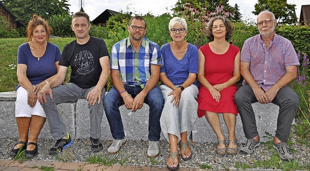 Sie stellen aus (von links): Claudia H...traub, Burga Schall und  Willy Gisel.   | Foto: Ursula Ortlieb