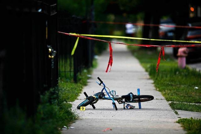 12 Tote und mehr als 50 Verletzte durch Schusswaffen in Chicago – an einem Wochenende
