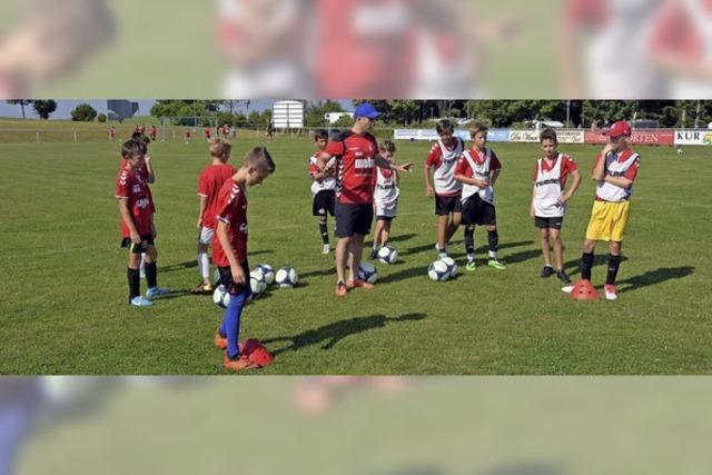 Trainer wollen Spa am Fuballspiel vermitteln