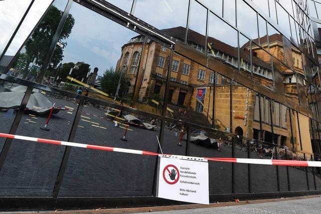 Fassade der Freiburger Unibibliothek muss erneut geprft werden