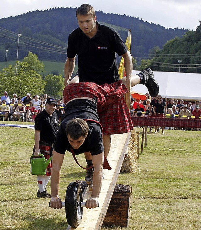 Bei den Highland Games geht&#8217;s zur Sache.   | Foto: Heidi Fssel