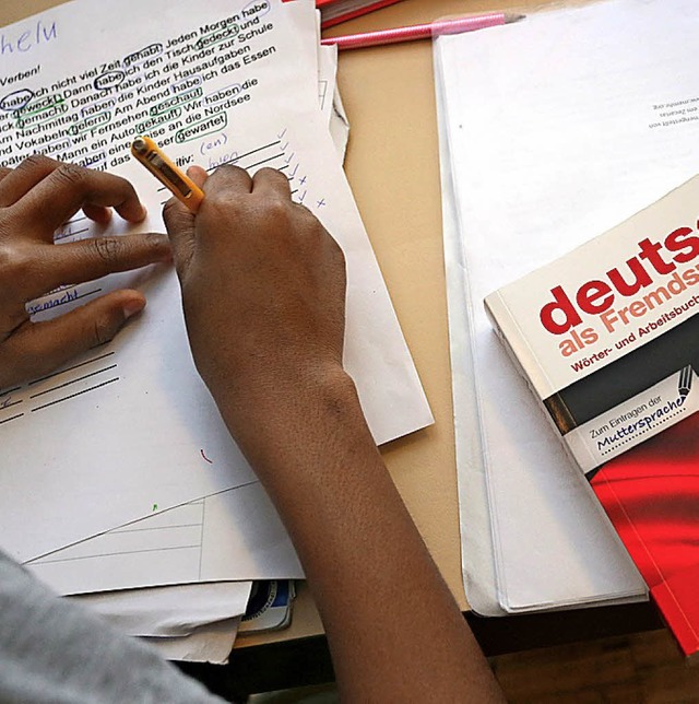 Die Sprache ist der Schlssel zur Integration.   | Foto: dpa