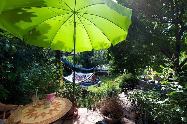 Das Tibet Kailash Gartencafé ist eine zauberhafte Oase mitten in Freiburg