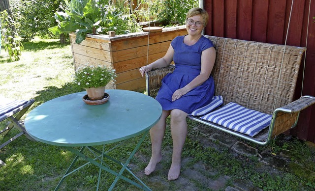 Stillsitzen und trotzdem tut sich was ...auf ihrem Lieblingsplatz, der Schaukel  | Foto: Ulrike Derndinger