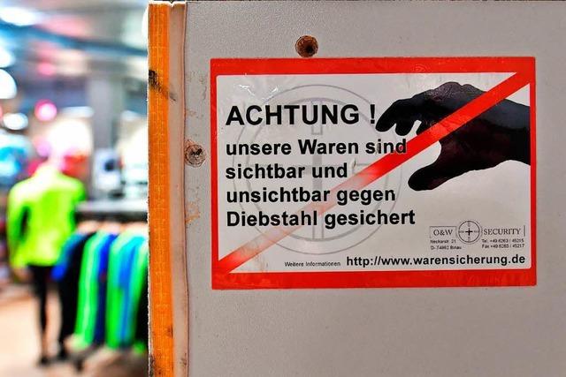 Polizei nimmt Einbrecher in Lörracher Modegeschäft fest