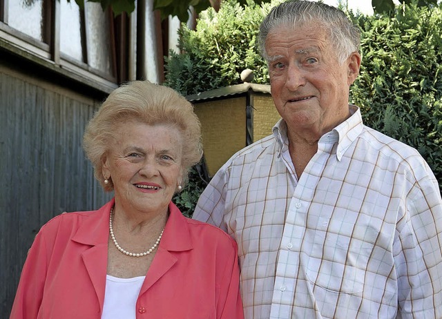 Heue feiern Waltraud und Lothar Meyer ...e Hochzeit  im kleinen Familienkreis.   | Foto: Dieter  Erggelet