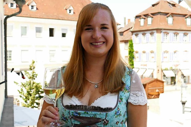 Die 19-jhrige Claudia Vetter aus Blei...st die neue Breisgauer Weinprinzessin.  | Foto: Hannah Reinbold