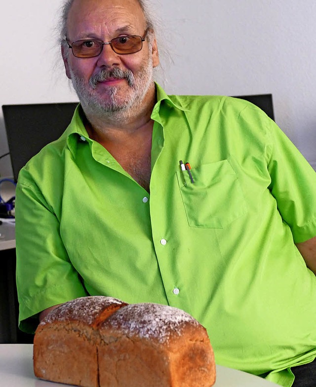Mehr Regionalitt geht fast nicht, mei...otsorte prsentiert: Brot aus Urkorn.   | Foto: Juliane Khnemund