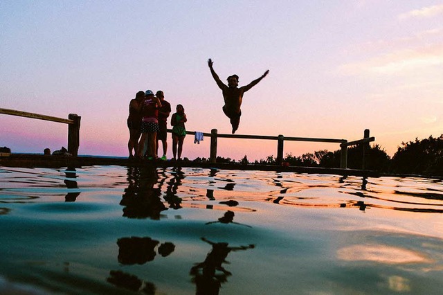 Mit Freunden an einen See fahren und d... Idee fr die letzten Sommertage 2018.  | Foto: Brooklyn Morgan (unsplash.com)