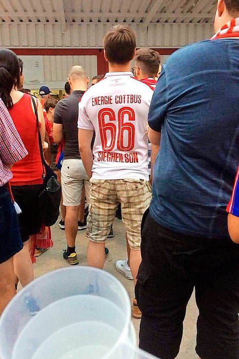 Bei Energie Cottbus spielt niemand, der die Nummer 66 trgt.  | Foto: Screenshot Potsdamer Neueste Nachrichten
