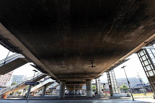 Fotos: Freiburg muss seine Stadtbahnbrcke sanieren
