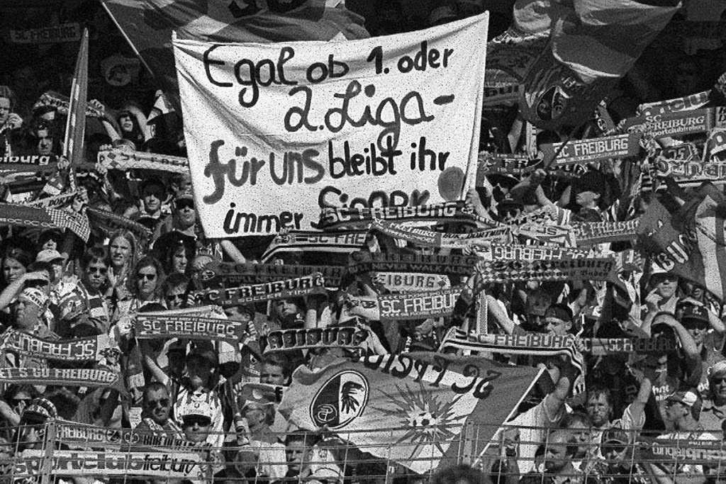 Das Gute: Eine Geschichte über 25 Jahre Fanleben des SC Freiburg - SC Freiburg - Badische Zeitung