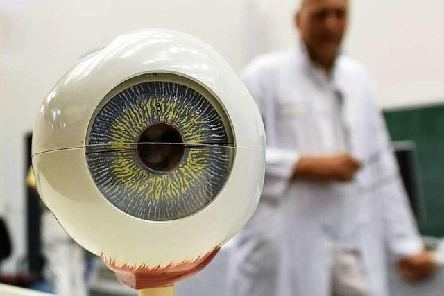 Fotos: Die BZ-Ferienaktion wagt in der Augenklinik den 
