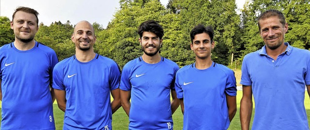 Co-Trainer Daniel Kaiser, Tolga Polat,...unbedingt  den Klassenerhalt sichern.   | Foto: Jrn Kerckhoff