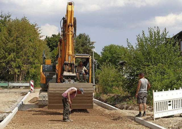 Die Erschlieung des neuen Baugebiets ...rg soll bis Ende Oktober fertig sein.   | Foto: Martin Wunderle