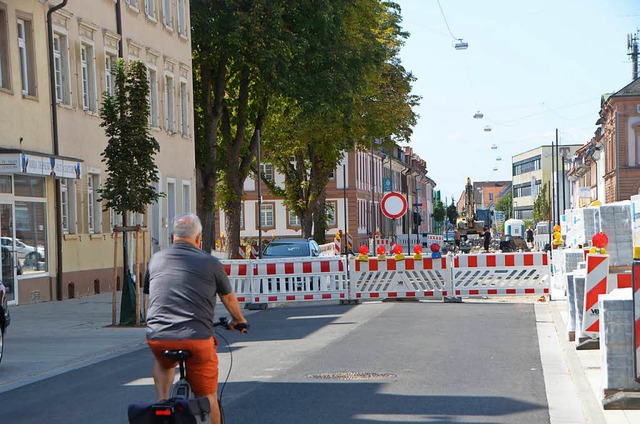 Vollsperung fr alle &#8211; dieser Zu... 10. September soll alles fertig sein.  | Foto: Gerhard Walser