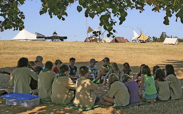 Kirchzartener Pfadfinder im Sommerlager  in Nggenschwiel   | Foto: Heitz