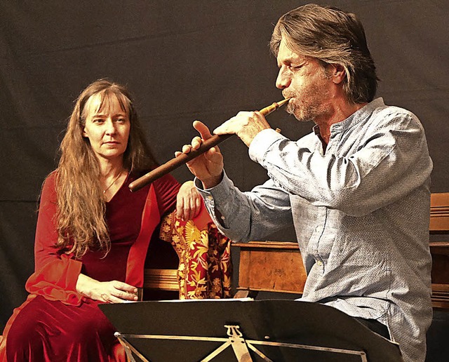 Peter Rabanser und Karin Tscholl als F...beim Erzhlabend im Trompeterschloss.   | Foto:  Marion Rank