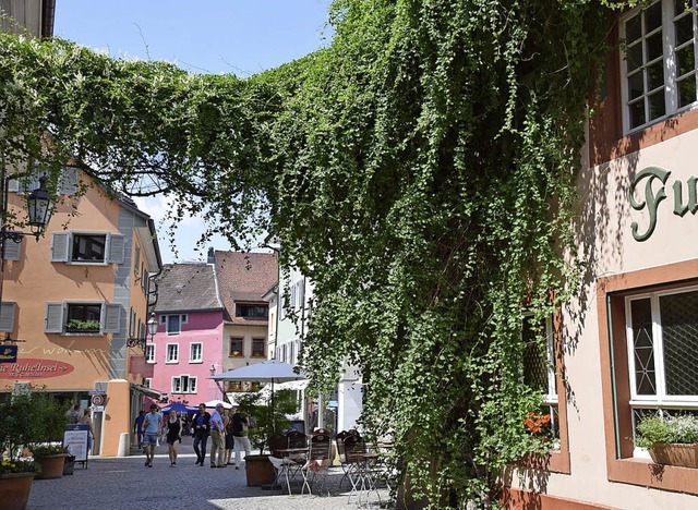 Malerische Gassen mit bunten Fassaden laden zum Bummel.  | Foto: Hildegard Siebold