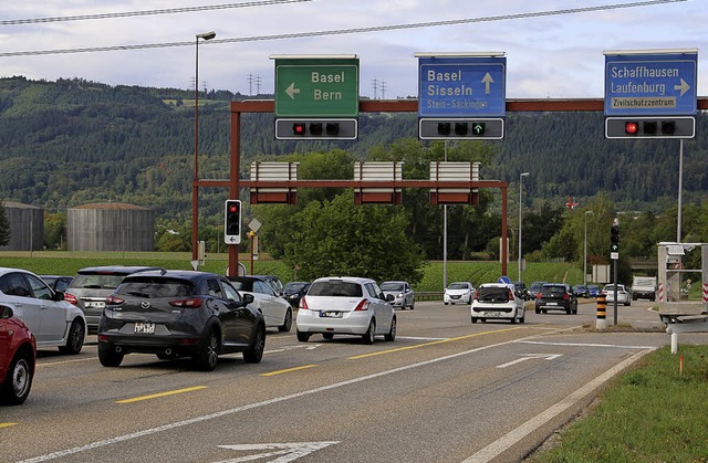 Fr Autofahrer ndert sich zunchst ni...ken finden abseits der Fahrbahn statt.  | Foto: Dennis KaLt