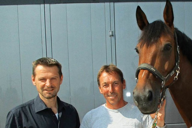 Reitvereinsvorsitzender Thomas Westerm...Dreher mit Pferd &quot;Berlinda&quot;.  | Foto: Renate Wendt