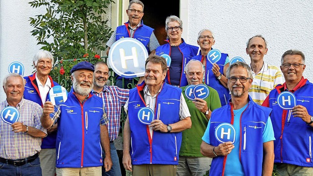 Die Freude am Ehrenamt sieht man den D...sten mit dem Dreisam-Stromer-Winker an  | Foto: Gerhard Lck