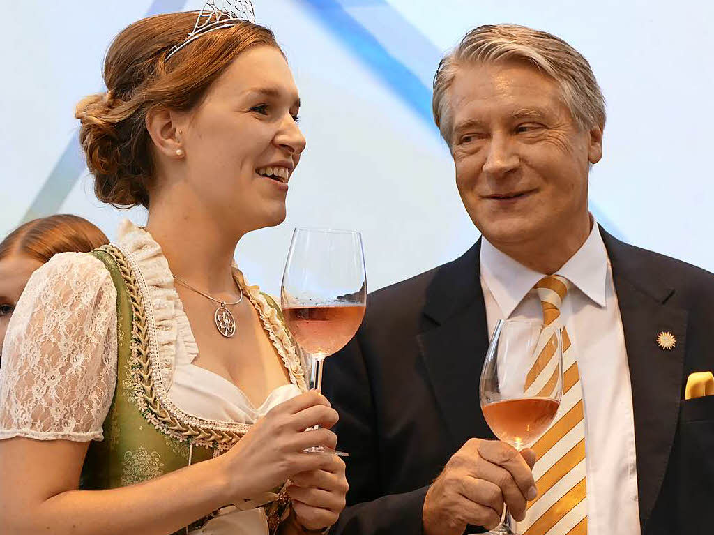 Peter Schuster, Vorstandsvorsitzender des Badischen Winzerkellers, mit Katrin Schmidt