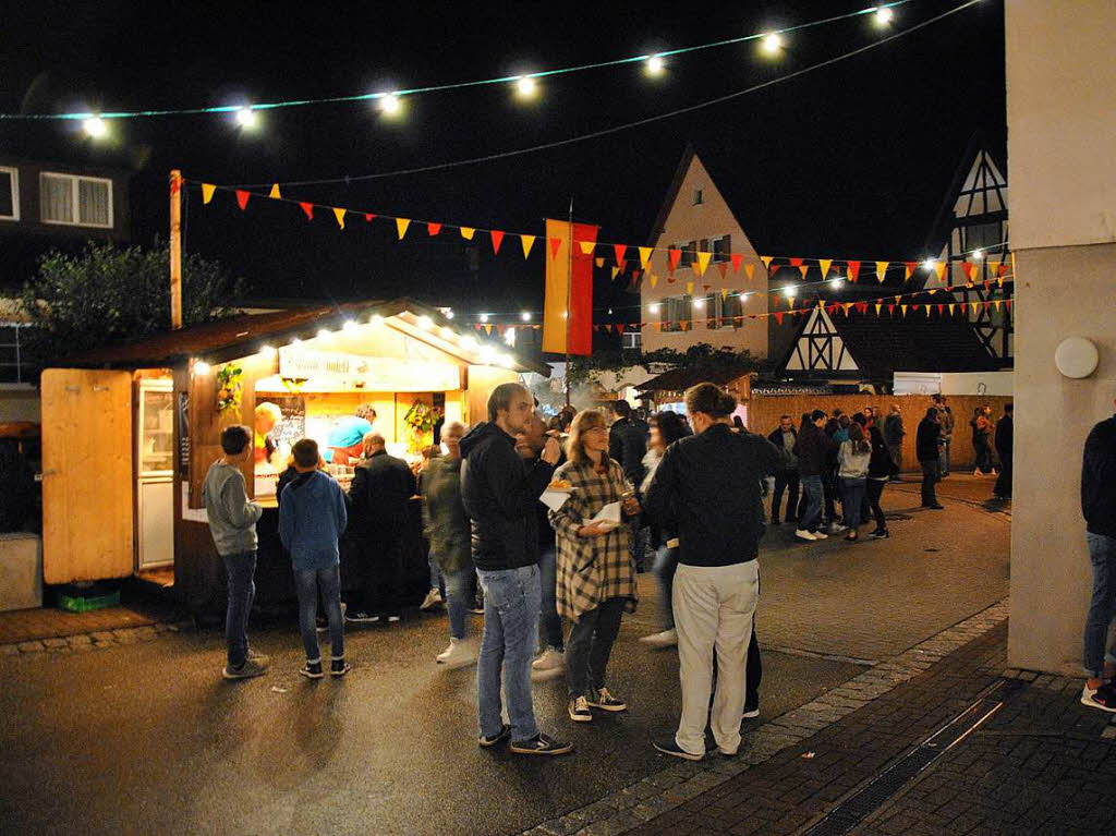 Auch unter grauem Himmel war das Pfaffenweilermer Schneckenfest wieder ein Erfolg. An drei Festtagen lieen sich die Besucher bestens unterhalten und bewirten.