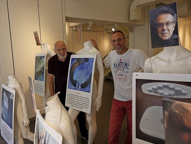 Bringen Kunst in den ehemaligen Kleide...Fernand Hofer (links) und Markus Raub   | Foto: Valentin Zumsteg