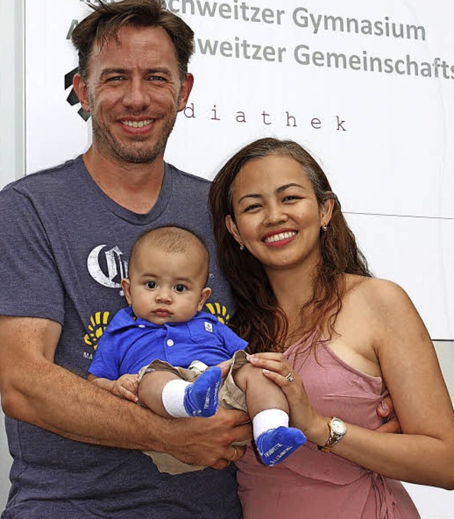 Ludger Jgerskpper mit Ehefrau Jonette und Sohn Logan   | Foto: privat