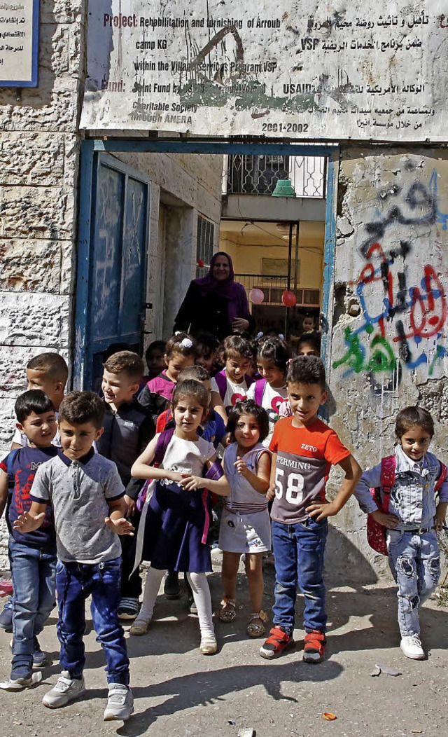 Palstinensische Flchtlingskinder ver...e Schule nahe Hebron im Westjordanland  | Foto: HAZEM BADER