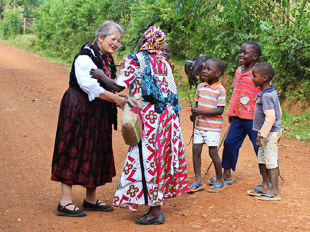 Friedlinde Bhler aus Freiamt traf diese kenianische Familie in der Nhe von Kakamega.  