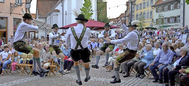 Auch das ist zu sehen: Ein Argentaler Plattler  des Wangener Trachtenvereins.   | Foto: Gauverband Bodensee