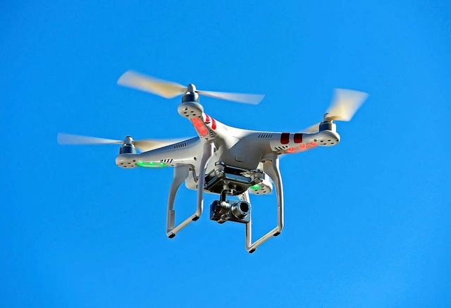 Drohnen liefern eindrucksvolle Luftbil... sie drfen nicht berall in die Luft.  | Foto: Ingo Schneider