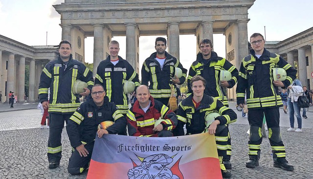Das Team aus  Sdbaden vor dem Branden...eter Joba, Rico Paulusch, Nils Jenne.   | Foto: Feuerwehr Zell