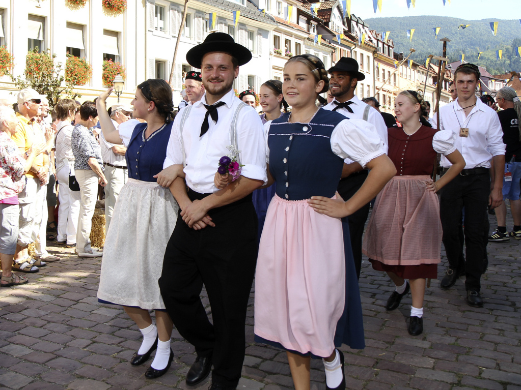 Siensbacher im Umzug