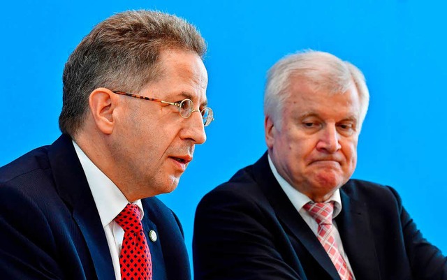 Hans-Georg Maaen (links) und Horst Seehofer  | Foto: AFP