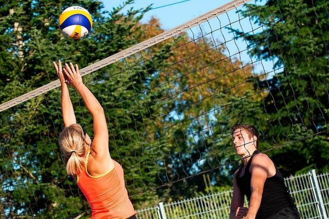 Beim Beachvolleyball haben Spieler und Zuschauer Spa