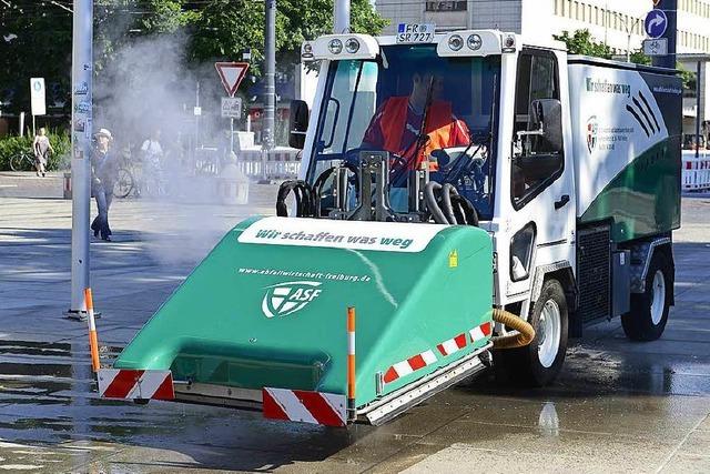 Video: So funktioniert die Freiburger Kult-Kehrmaschine Steambeast