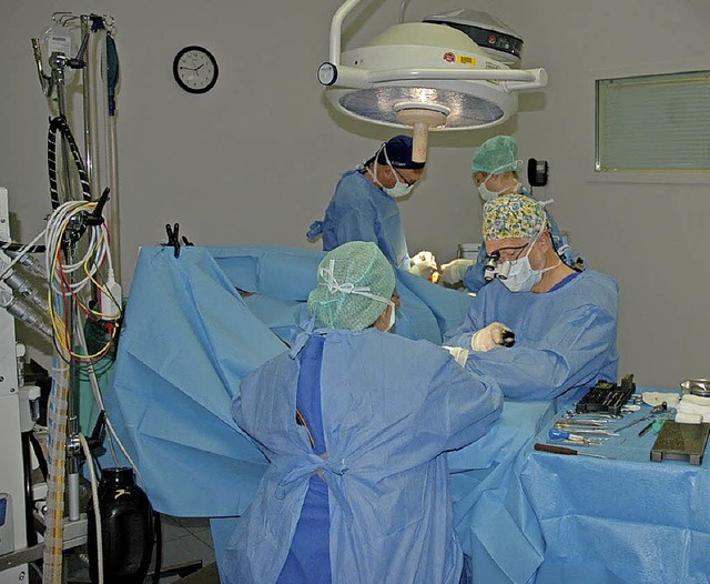 Jhrlich finden mehr als 7000  Operati...die meisten sind ambulante Eingriffe.   | Foto: Praxisklinik