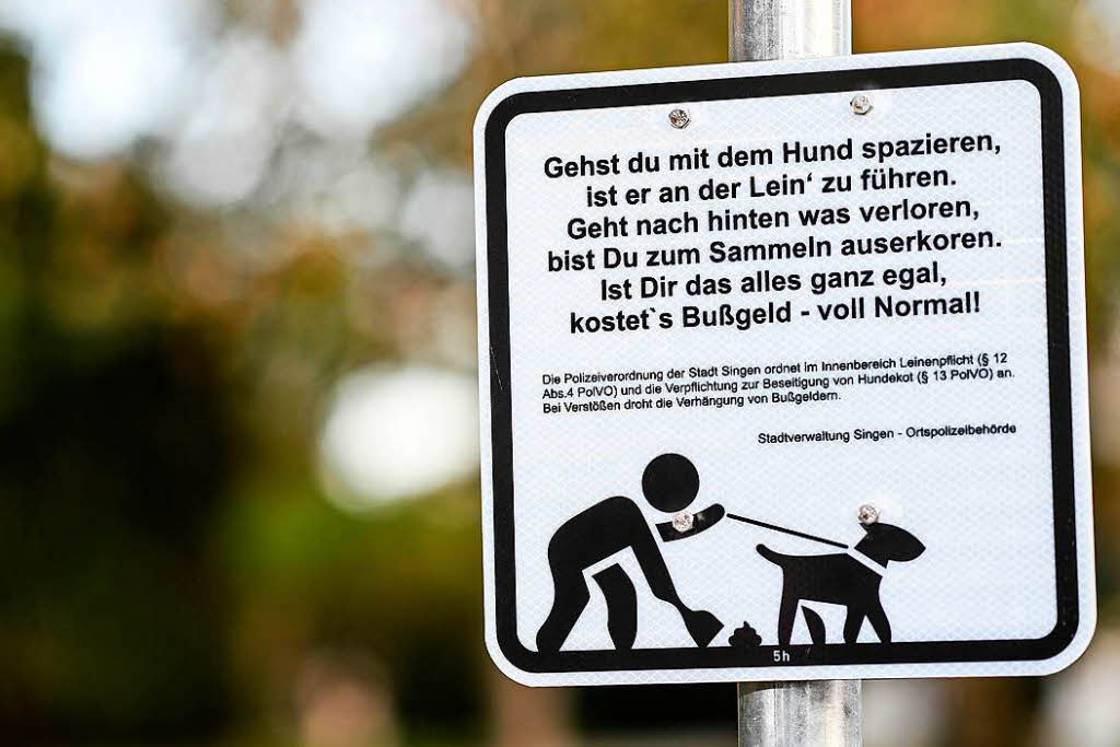 Mit Lyrik Gegen Hundekot Stadt Singen Setzt Auf Schilder Sudwest Badische Zeitung