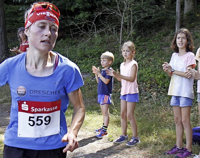 Steil bergauf geht es fr Stefanie Dol...Berglauf-Weltmeisterschaft in Andorra.  | Foto: stinn