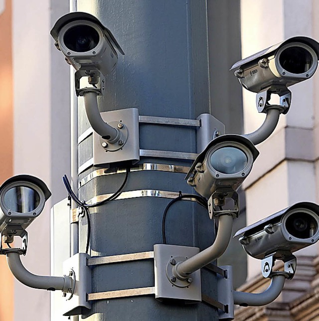 Videoberwachung wird auch in Offenburg wieder Thema.   | Foto: dpa