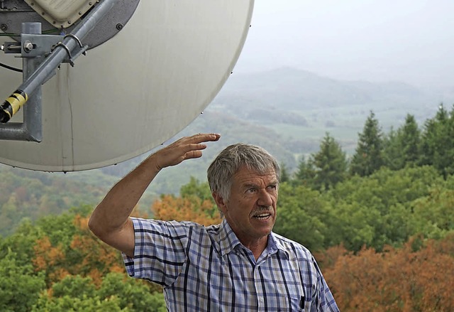 Erich Klblin von Media Broadcast erluterte die Funktion der Antennen.   | Foto: Julius Steckmeister