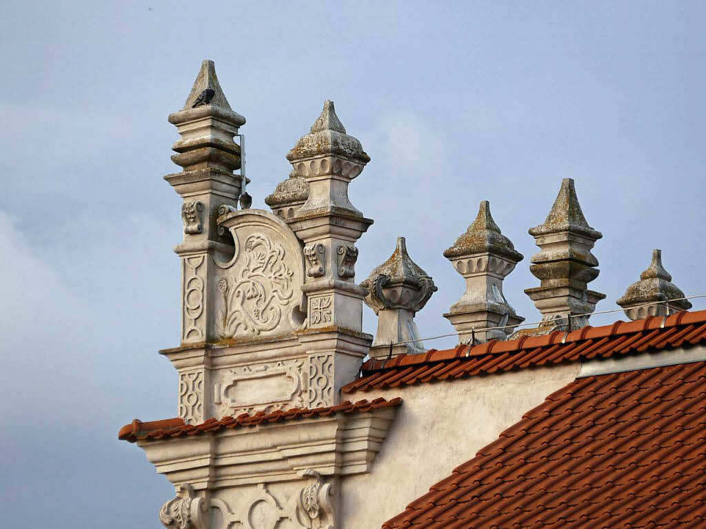 Dachspitzen der berhmtesten Brgerhuser zum Heiligen Nikolaus und zum Heilige Christophorus von 1615 im manieristischen Stil