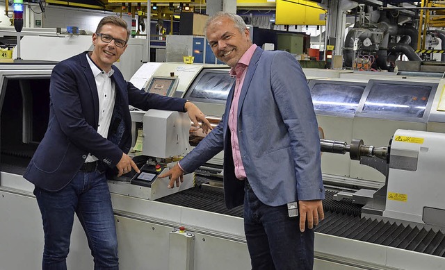 Holger Obergfll (links) und Rainer Ge...d Geschftsfhrer der Firma Janoschka.  | Foto: Karl Kovacs