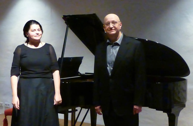 Pianistin Karina Cveigoren und Bassist Alexander Vassiliev   | Foto: Anne Freyer