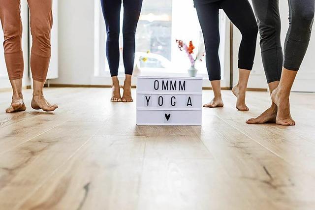 Beim Yoga Jam im Ommm-Yoga-Studio in der Wiehre kannst Du dich glücklich yogen