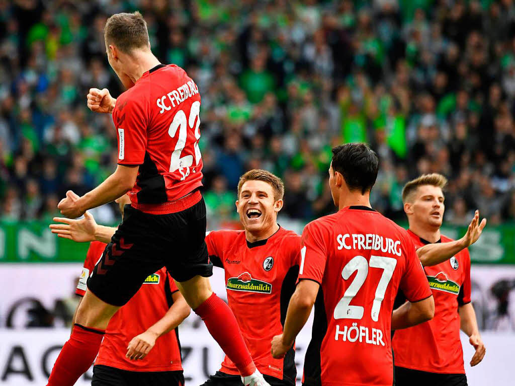 Der erste Dreier ist perfekt: Der Sportclub Freiburg setzt sich Wolfsburg mit 3:1 durch: