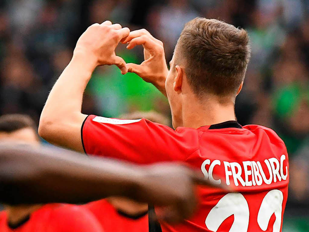 Der erste Dreier ist perfekt: Der Sportclub Freiburg setzt sich Wolfsburg mit 3:1 durch: